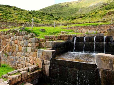 Initiation Journeys: Sacred Sites and Rituals in the Andes